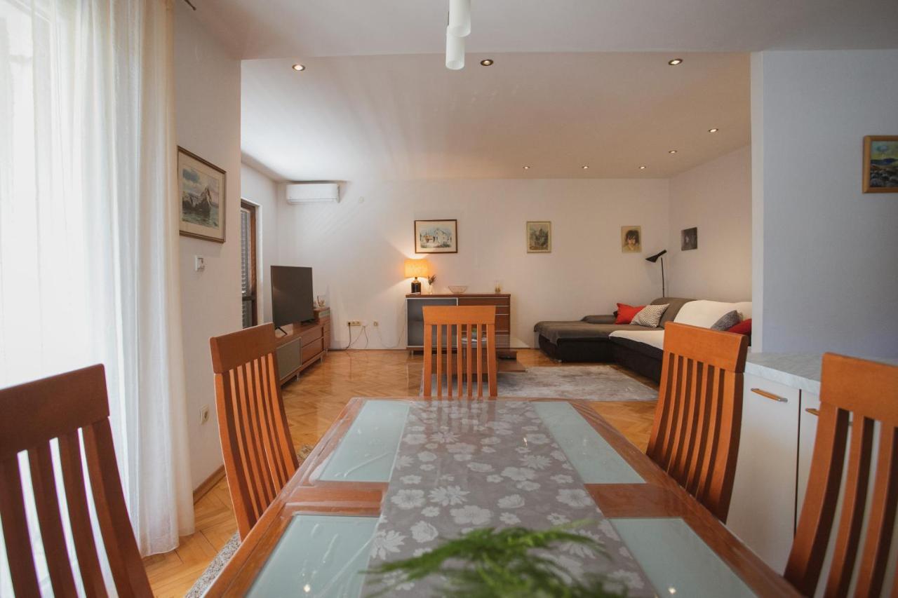 Comfort Sea View Apartment Dugi Rat Eksteriør billede