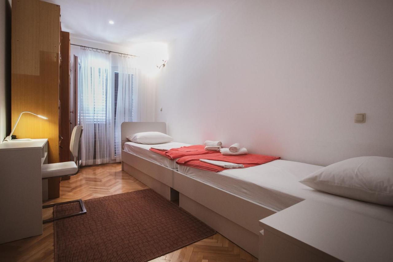 Comfort Sea View Apartment Dugi Rat Eksteriør billede